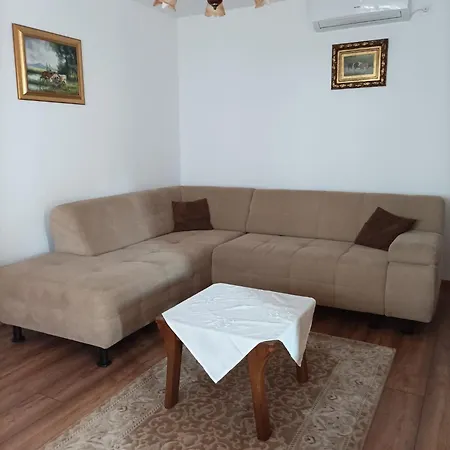 Boronka Vendeghaz Apartment